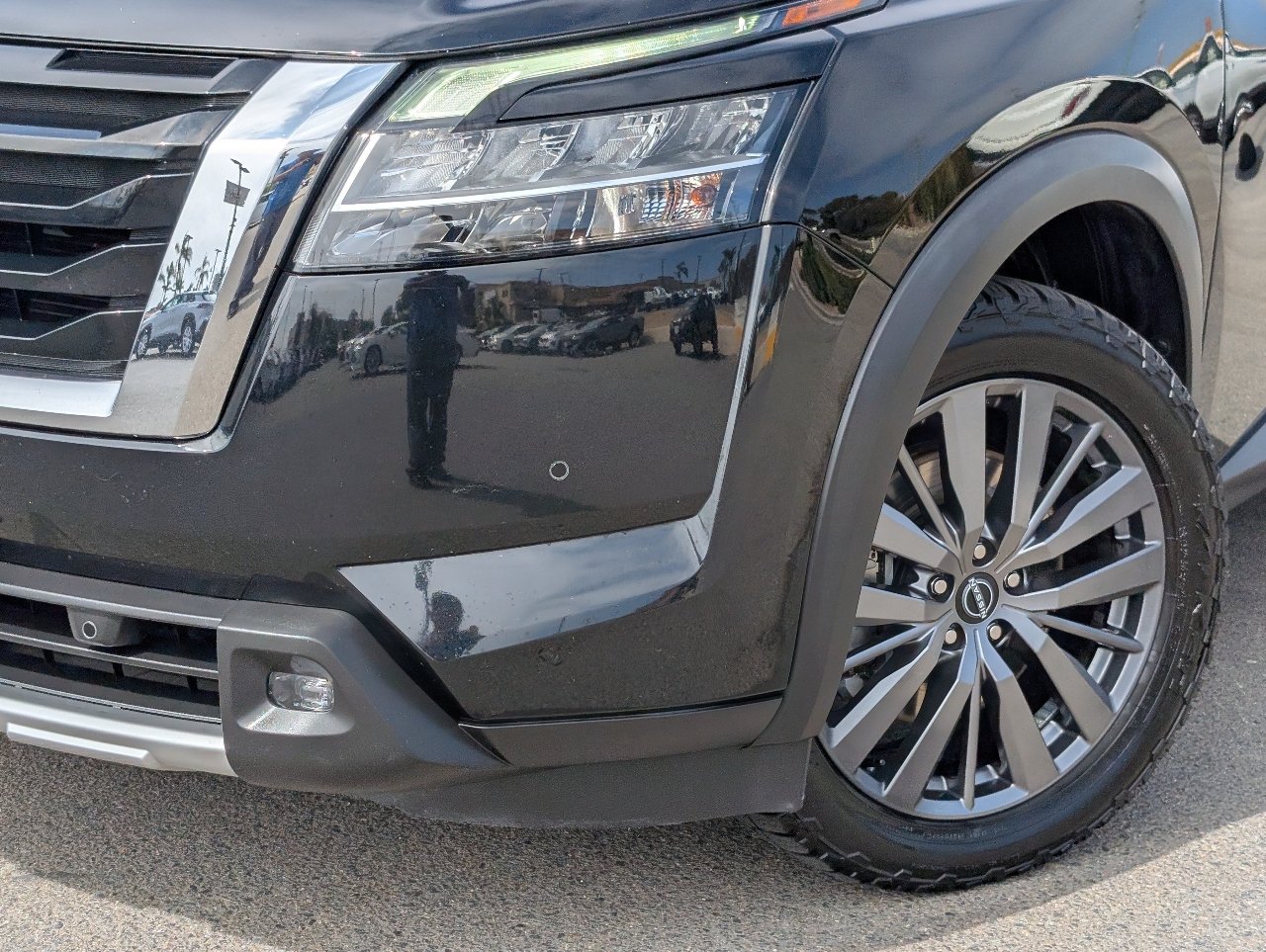Used 2022 Nissan Pathfinder SL w/ SL Premium Package AWD/4WD image 11
