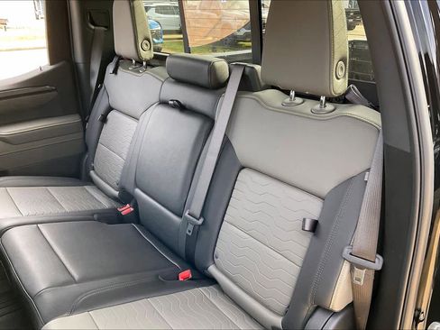 Certified 2025 Chevrolet Silverado 1500 ZR2 w/ Technology Package image 20