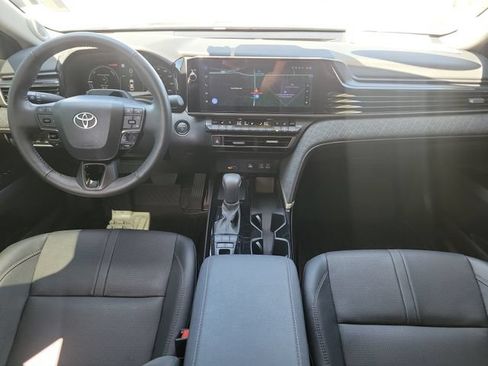 Used 2026 Toyota Camry XLE w/ Premium Plus Package FWD image 9