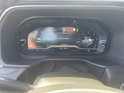 Used 2023 GMC Yukon Denali image 9