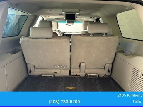 Used 2014 Chevrolet Suburban LTZ AWD/4WD image 31