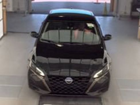 Used 2025 Nissan Altima 2.5 SR FWD image 22