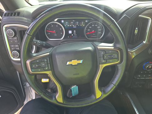 Used 2022 Chevrolet Silverado 2500 High Country w/ Safety Package II image 16