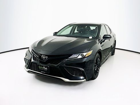 Used 2024 Toyota Camry XSE image 3