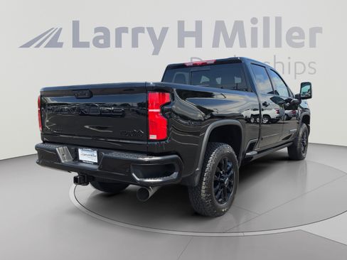 New 2026 Chevrolet Silverado 3500 High Country w/ High Country Premium Package AWD/4WD image 5