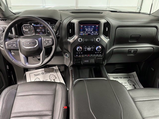 Used 2023 GMC Sierra 3500 Denali w/ Denali Black Diamond Edition AWD/4WD image 27