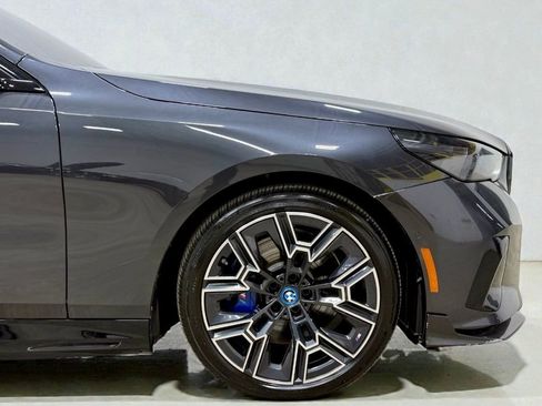 Used 2025 BMW i5 xDrive40 w/ M Sport Package image 20