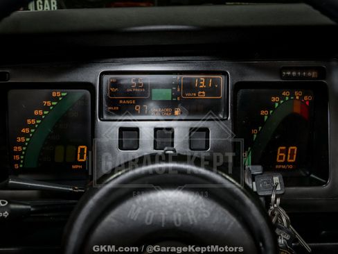 Used 1986 Chevrolet Corvette Convertible image 78