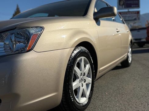 Used 2007 Toyota Avalon Limited image 26