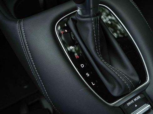 Used 2024 Honda HR-V EX-L image 29