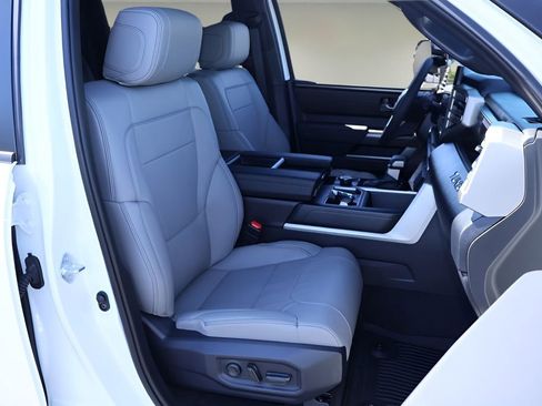 New 2026 Toyota Tundra SR5 AWD/4WD image 20