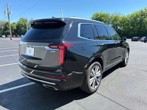 Used 2020 Cadillac XT6 Premium Luxury w/ LPO, Floor Liner Package FWD image 5