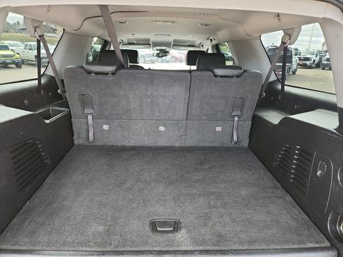 Certified 2020 Chevrolet Suburban LT AWD/4WD image 37