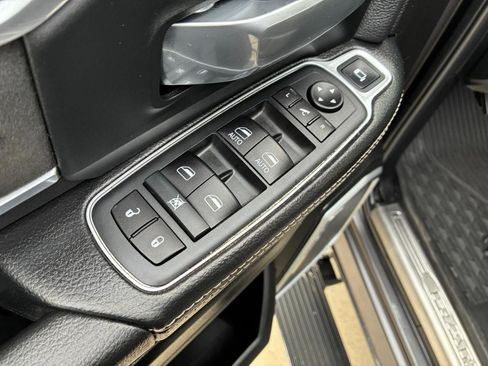 Used 2020 RAM 3500 Laramie image 11