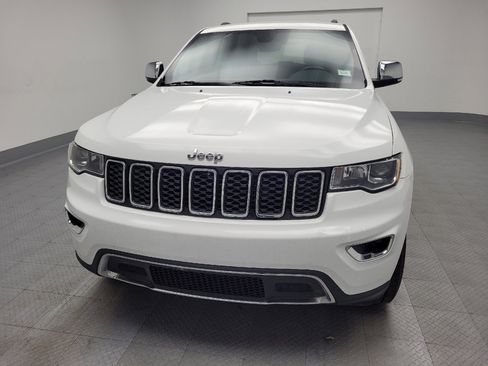 Used 2018 Jeep Grand Cherokee Limited image 15