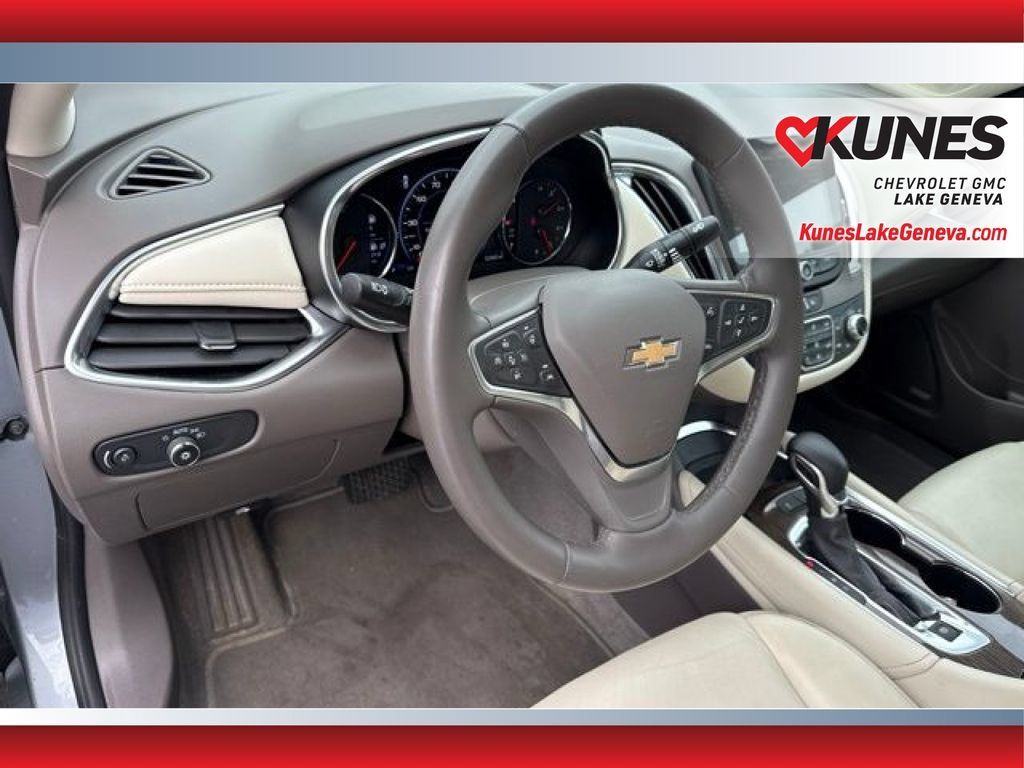 Used 2024 Chevrolet Malibu LT FWD image 25