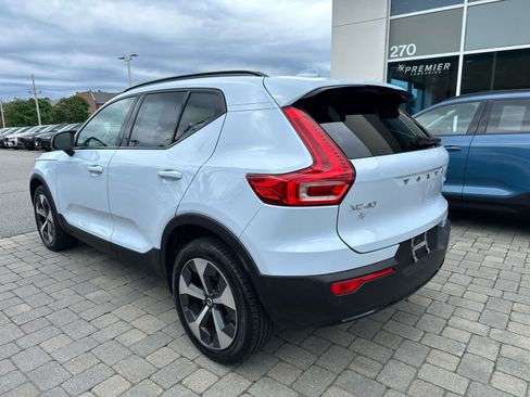 Used 2024 Volvo XC40 B5 Core w/ Protection Package Premier AWD/4WD image 28