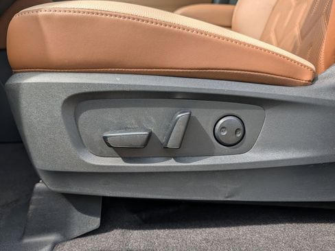 New 2026 Nissan Pathfinder Platinum AWD/4WD image 15