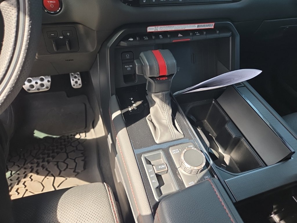 Used 2025 Toyota Sequoia TRD Pro AWD/4WD image 9