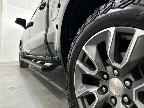 Used 2021 Chevrolet Silverado 1500 LT AWD/4WD image 20
