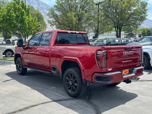 Used 2025 GMC Sierra 2500 AT4 w/ AT4 Premium Plus Package AWD/4WD image 4