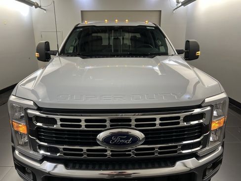 New 2026 Ford F450 XL w/ XL Chrome Package image 2