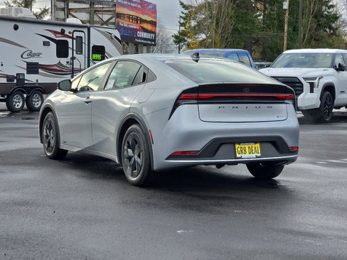 New 2026 Toyota Prius LE image 4