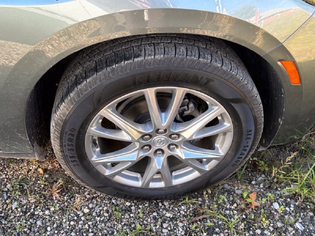 Used 2022 Buick Enclave Essence w/ Experience Buick Package AWD/4WD image 6