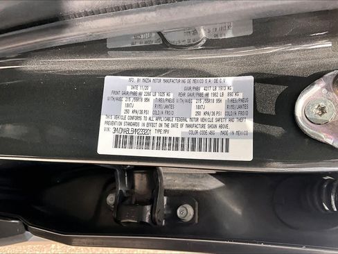 Used 2021 MAZDA CX-30 FWD 2.5 S w/ Select Package image 33