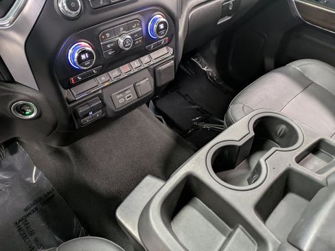 Used 2021 GMC Sierra 1500 SLT image 13