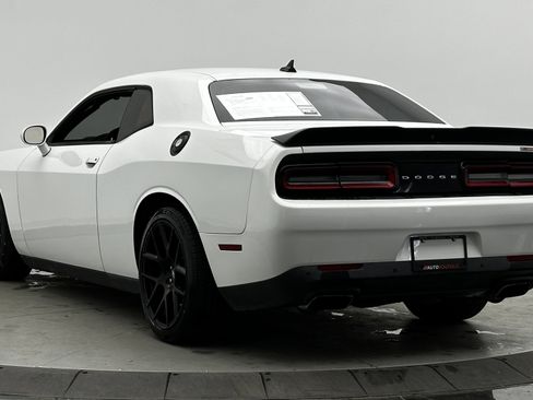 Used 2017 Dodge Challenger R/T Scat Pack image 4