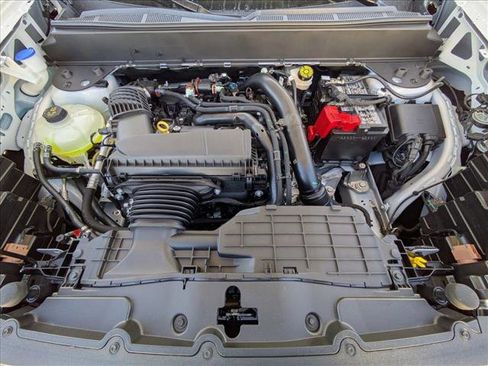 New 2025 Ford Maverick XL w/ Equipment Group 102A image 23