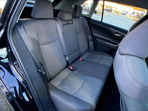 Used 2023 Toyota RAV4 XLE image 18