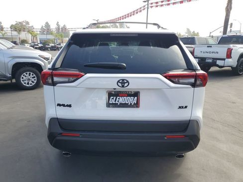 New 2025 Toyota RAV4 XLE image 4