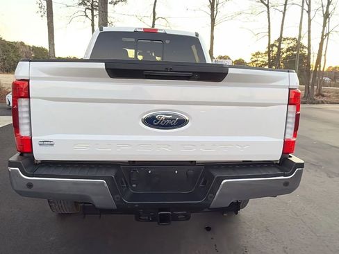 Used 2019 Ford F250 Lariat w/ Lariat Ultimate Package image 7