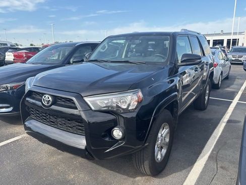 Used 2014 Toyota 4Runner SR5 Premium image 3