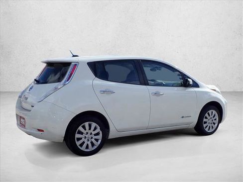 Used 2017 Nissan Leaf S w/ Charge Package FWD image 4