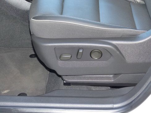 Used 2021 Buick Envision Essence AWD/4WD image 24