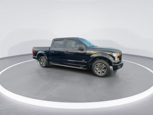 Used 2017 Ford F150 XLT w/ Equipment Group 302A Luxury image 2