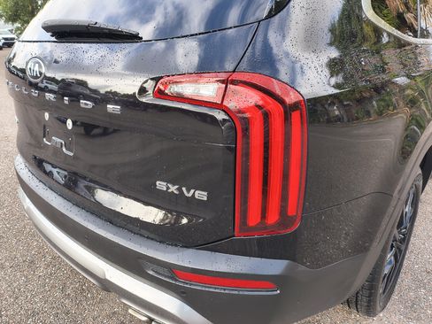 Used 2021 Kia Telluride SX w/ SX Prestige Package AWD/4WD image 10