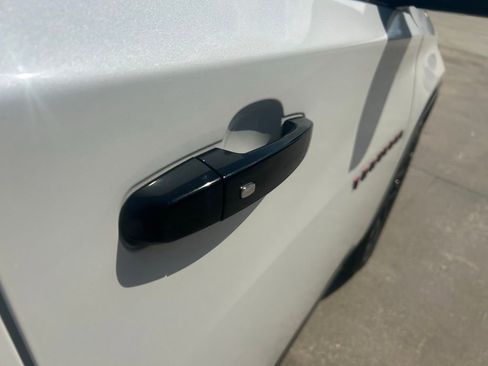 Used 2019 Chevrolet Traverse Premier w/ Redline Edition image 32