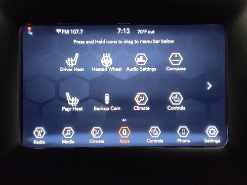 Used 2019 Jeep Cherokee Latitude w/ Cold Weather Group AWD/4WD image 25