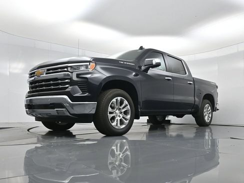 Used 2024 Chevrolet Silverado 1500 LTZ image 42