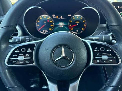 Used 2022 Mercedes-Benz GLC 300 image 27