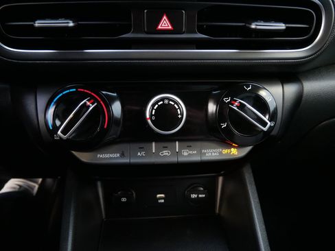 Used 2023 Hyundai Kona SEL image 23