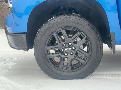 Used 2025 Chevrolet Silverado 1500 LT Trail Boss w/ Convenience Package II image 31