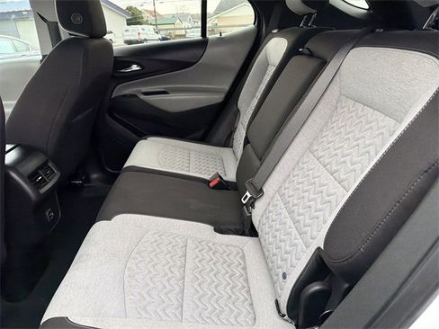 Used 2023 Chevrolet Equinox LS image 10
