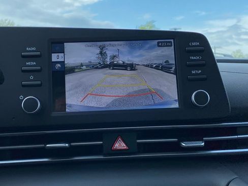 New 2026 Hyundai Elantra SE FWD image 16