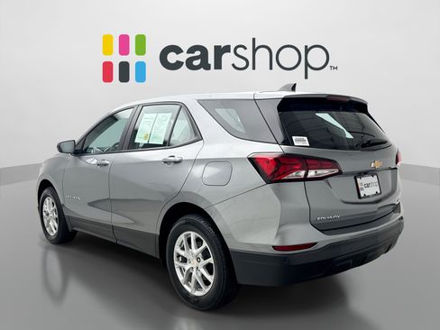 Used 2024 Chevrolet Equinox LS AWD/4WD image 3