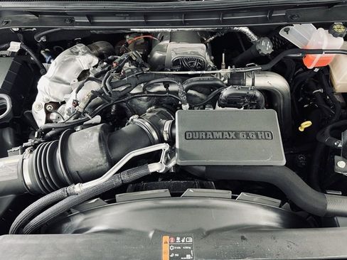 Used 2025 GMC Sierra 2500 AT4 w/ AT4 Premium Plus Package image 7